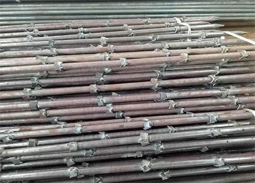 金波乡隧道钢花管